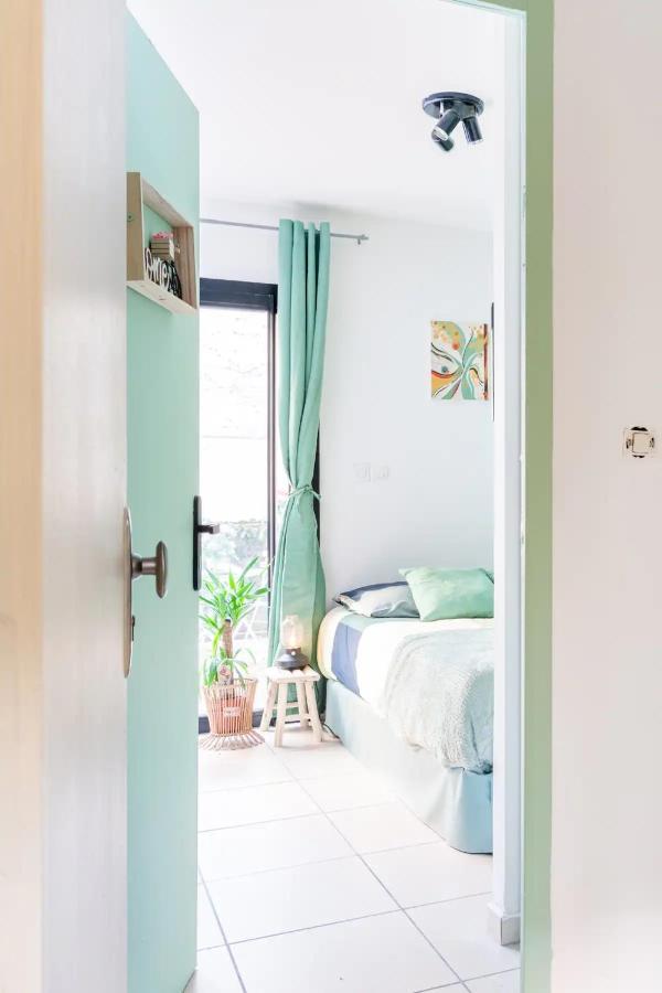 Avec Terrasse Gratte-ciel, 5 Min Metro Appartement *