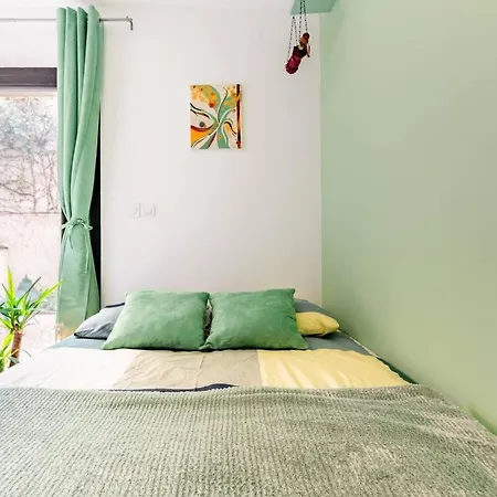Studio Avec Terrasse Gratte-Ciel, 5 Min Metro Villeurbanne Exterior foto