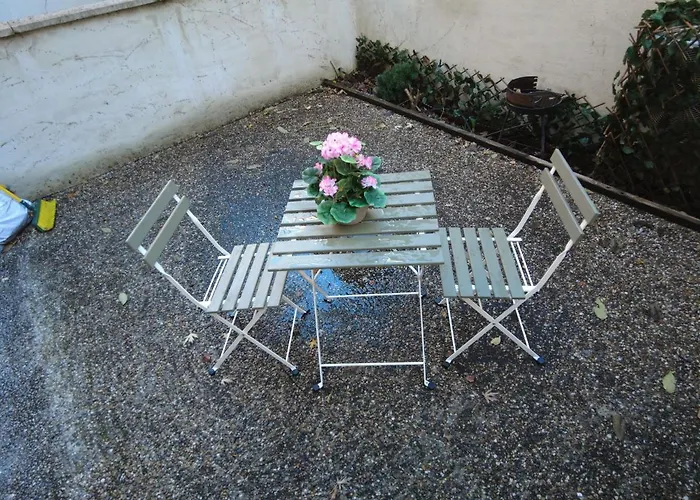 Studio Avec Terrasse Gratte-Ciel, 5 Min Metro